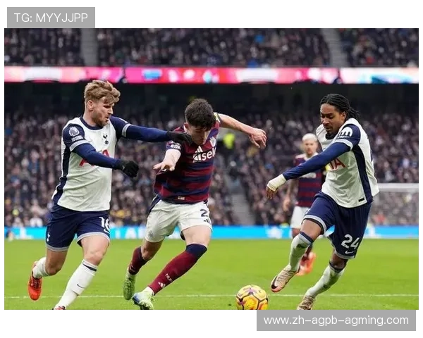 英超球队通常要同时参加哪些赛事